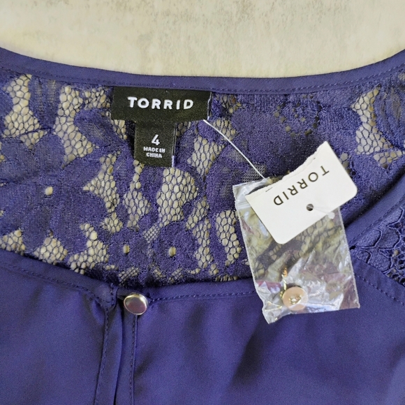Torrid Abbey Navy Blue Georgette Keyhole Lace Blouse Career Office Plus Size 4X - Picture 6 of 11